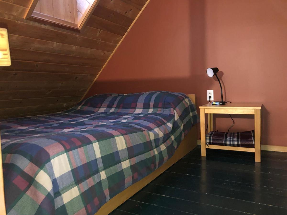 Camels Hump Guest Ranch Lumby エクステリア 写真